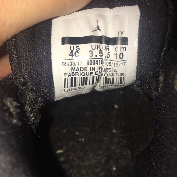 Jump-man Jordan’s size 4c - Picture 3 of 4